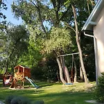 Szálloda Kenese-völgye