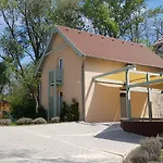 Kenese-völgye Szálloda